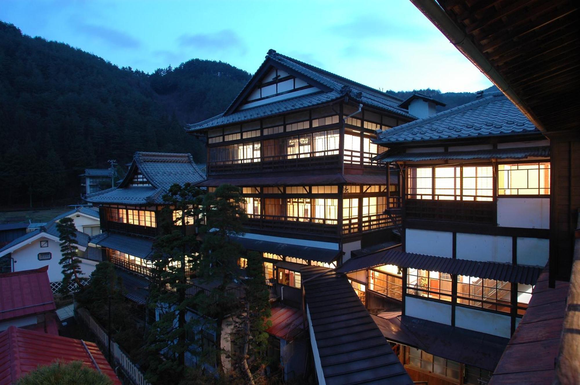 Masuya Ryokan Aoki Eksteriør bilde
